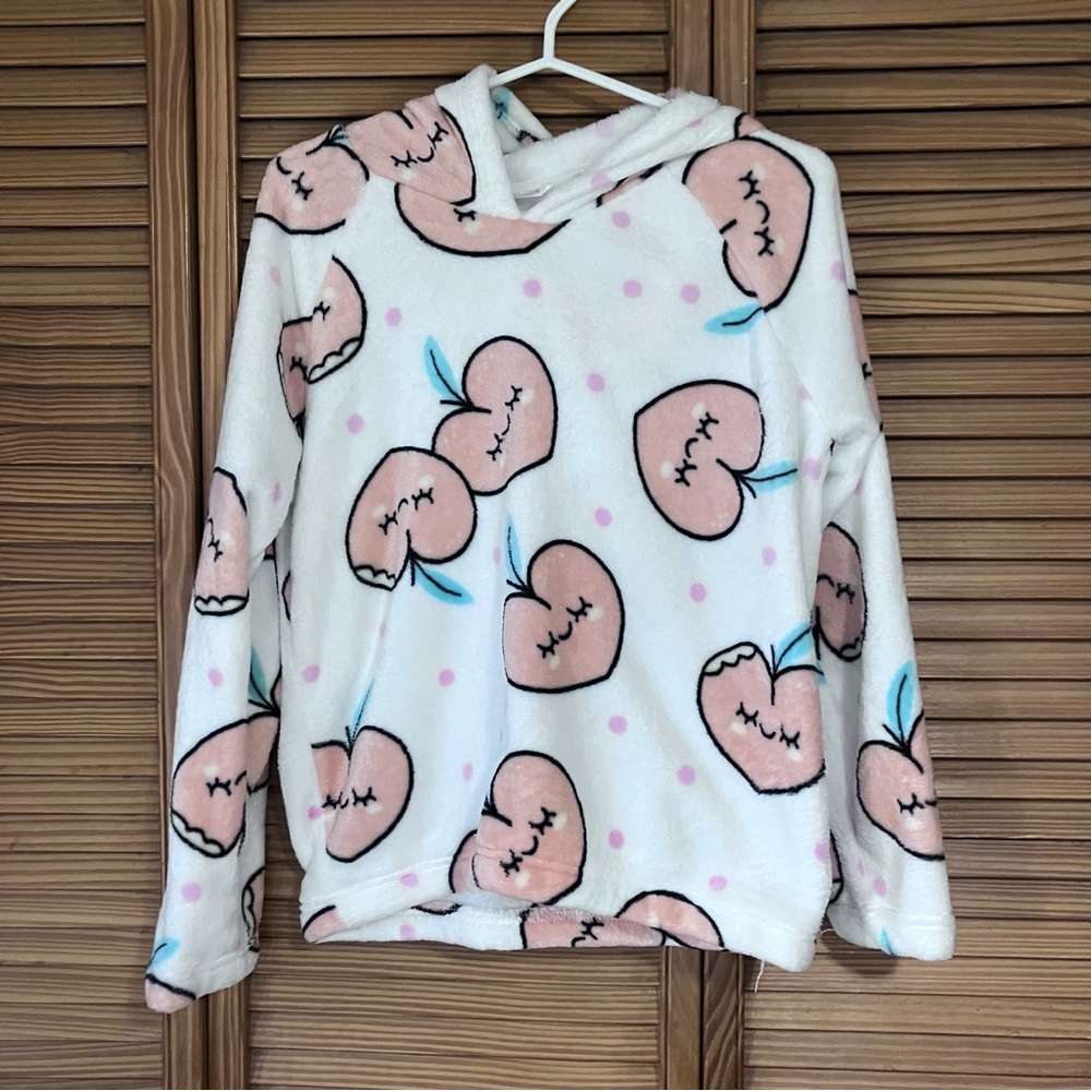 Urban Kids White Peach Fuzzy Plush Fleece Hoodie Sweater NWOT Girl Large